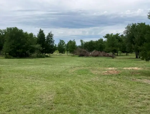 317 Pleasant Grove Loop, Elgin, TX 78621