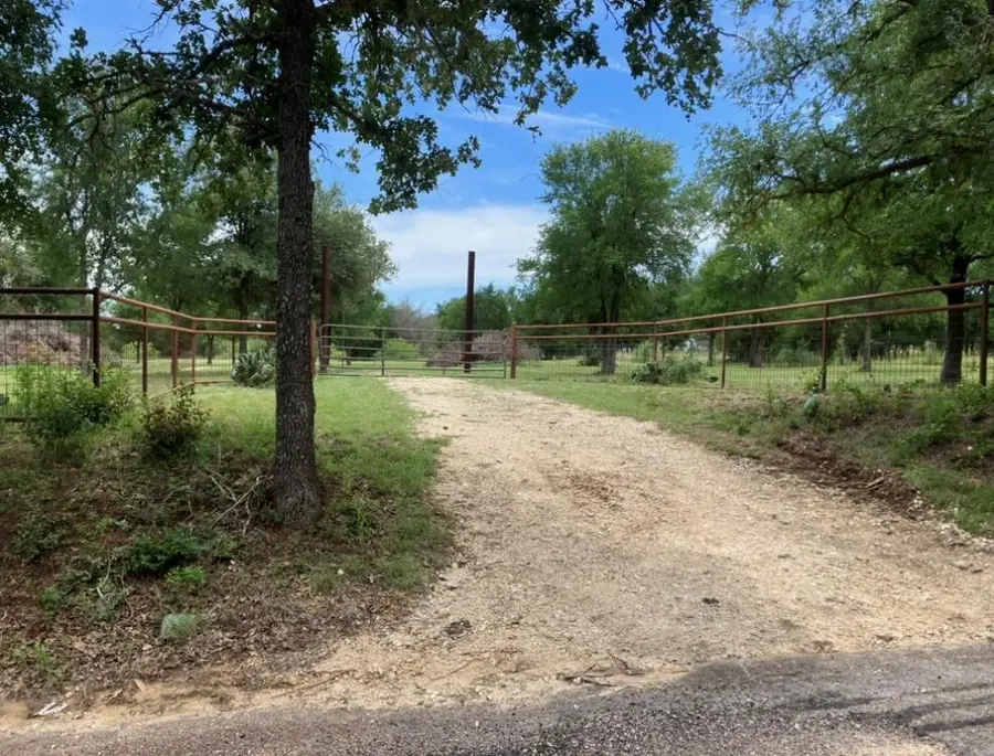 317 Pleasant Grove Loop, Elgin, TX 78621 - #3