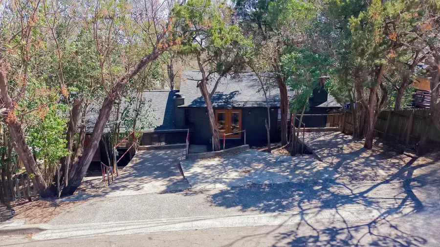 903-905 Hillyer St, San Marcos, TX 78666 - #2