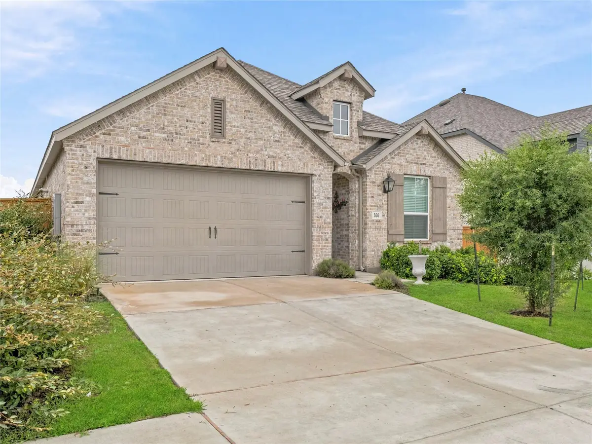 606 Biscayne Bay Bnd, Kyle, TX 78640 - #1