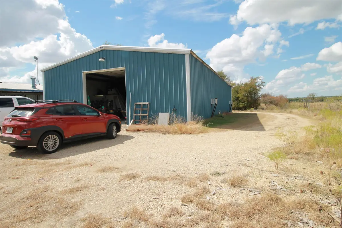 1875 Cr 466, Elgin, TX 78621 - Image #1