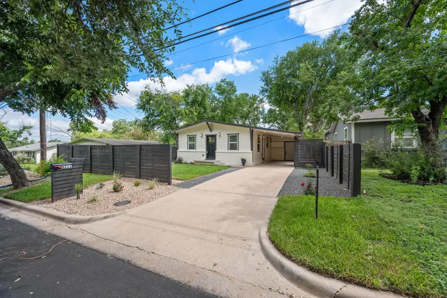 4711 Bandera Rd, Austin, TX 78721 - #3