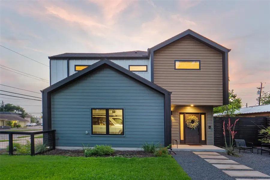 8300 Hathaway Dr, Austin, TX 78757 - #2