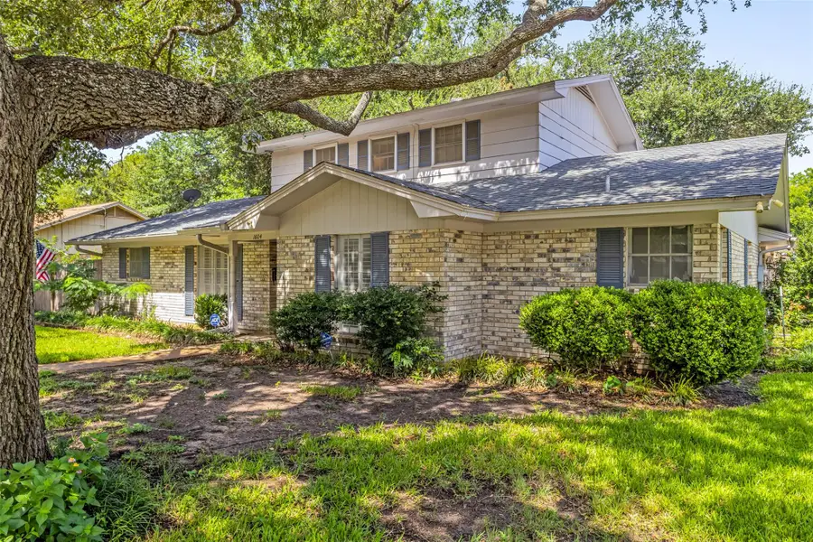 1604 N Cleveland Ave, Cameron, TX 76520 - Image #3