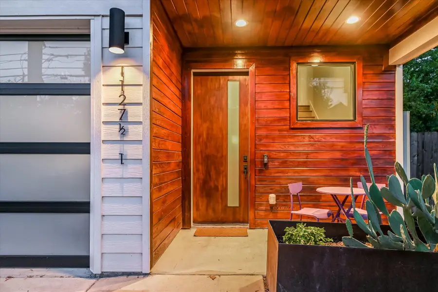 1127 Gunter St #1, Austin, TX 78702 - #2