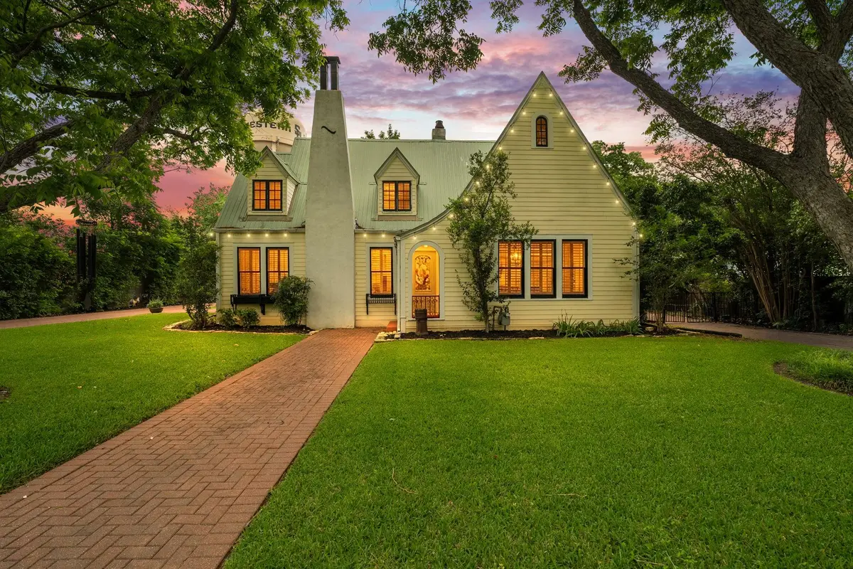 1310 E University Ave, Georgetown, TX 78626 - #1