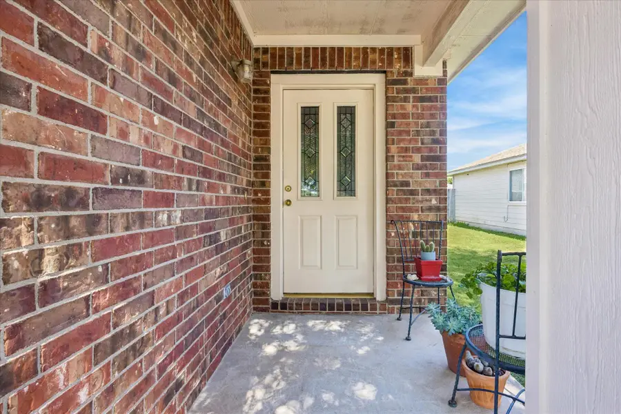 116 Quail Hollow Dr, Hutto, TX 78634 - #3