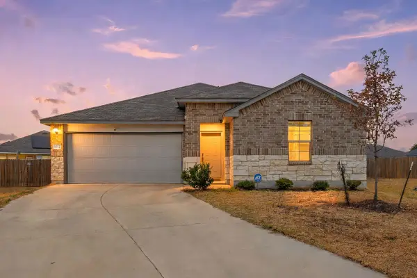 1012 Velvet Ct, Troy, TX 76579