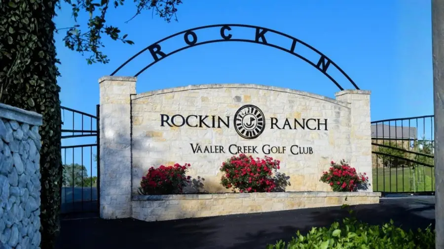 119 Riley Wood St, Blanco, TX 78606 - #3