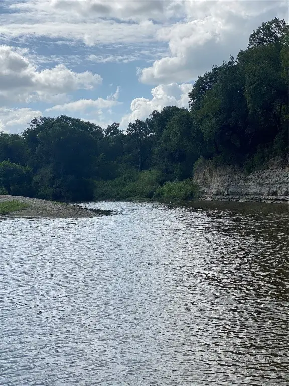 1915 Buffalo Creek Dr, Evant, TX 76525 - Image #2