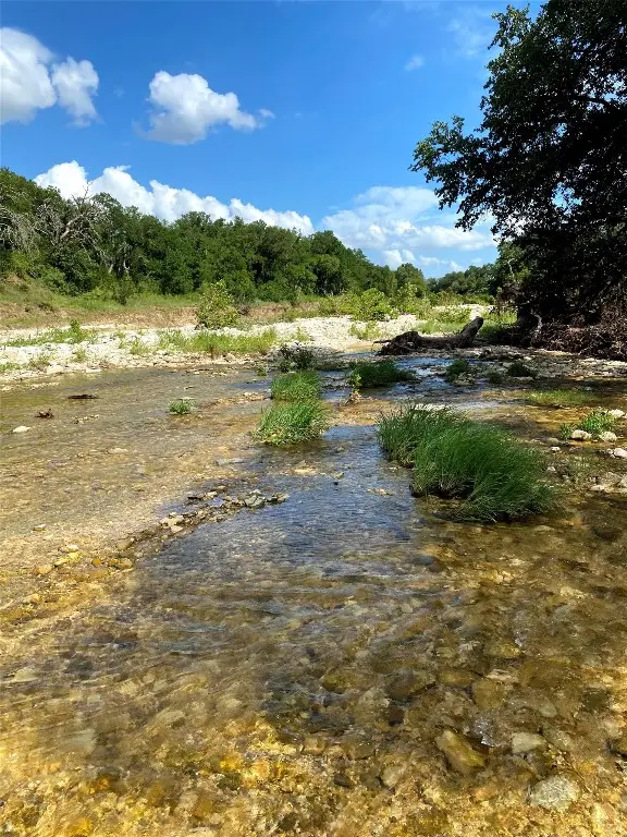 1915 Buffalo Creek Dr, Evant, TX 76525 - Image #3