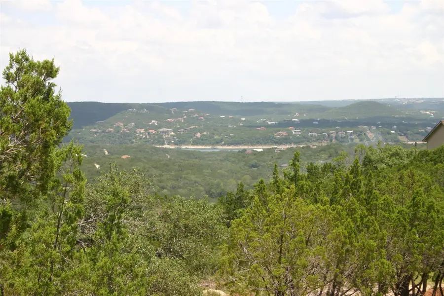 8403 Rock Cliff Dr, Jonestown, TX 78645 - Image #3