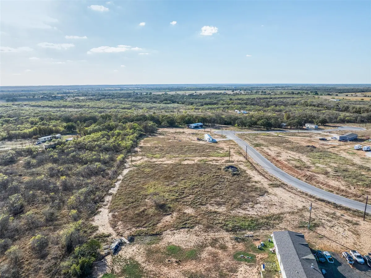 105 Sly St, Dale, TX 78616 - #1