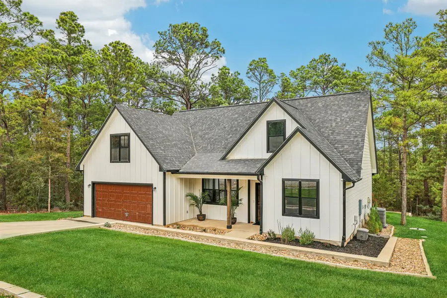 106 Kahuku Ct, Bastrop, TX 78602 - #2