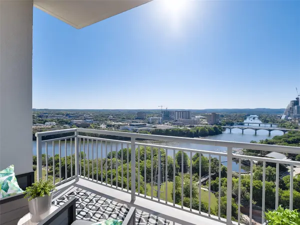 603 Davis St #2001, Austin, TX 78701