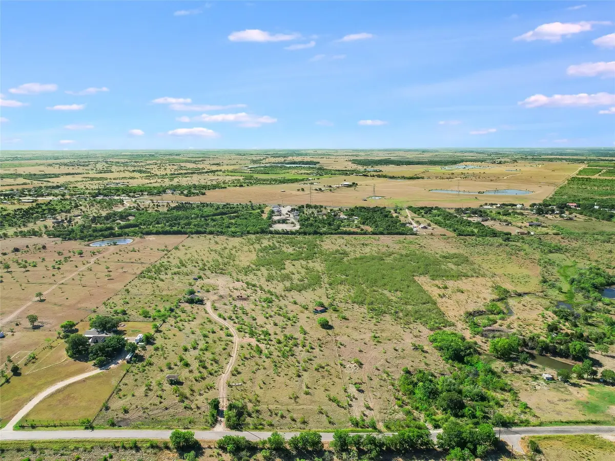 500 Schubert Ln, Niederwald, TX 78640 - Image #1