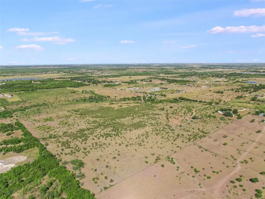 500 Schubert Ln, Niederwald, TX 78640 - Image #2