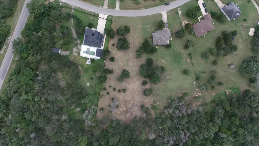 112 Creekwood Trl, Cedar Creek, TX 78612 - Image #3