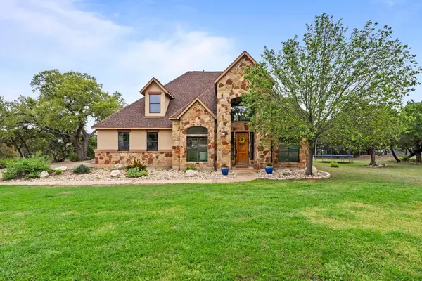 8211 Moon Rise Trl, Jonestown, TX 78645