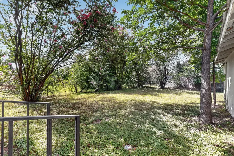 4703 Leslie Ave, Austin, TX 78721 - #2