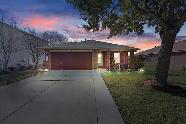 128 Steven St, Hutto, TX 78634