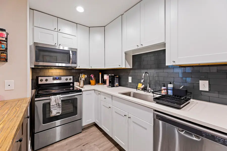 935 La Posada Dr #128, Austin, TX 78752 - #3