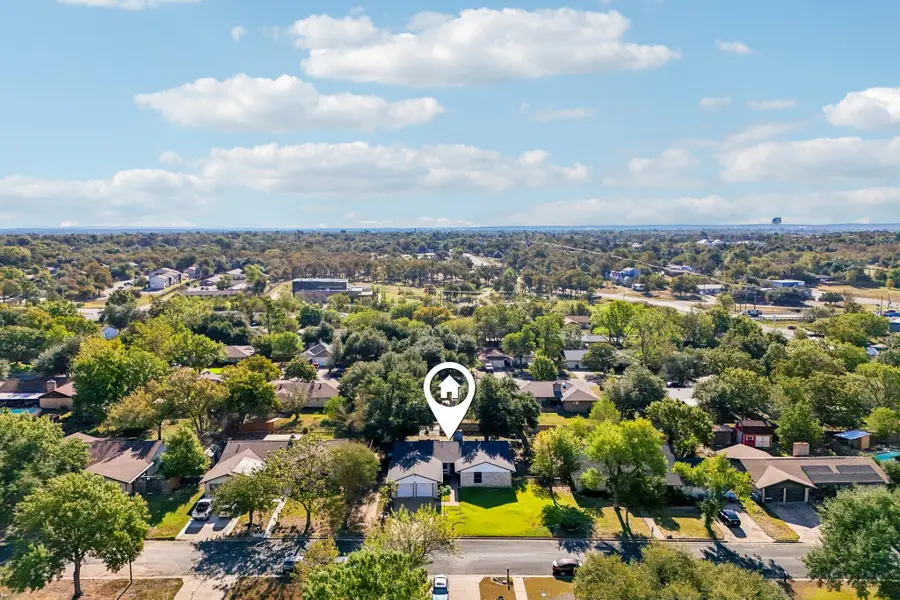 319 Mcclendon Dr, Elgin, TX 78621 - #3