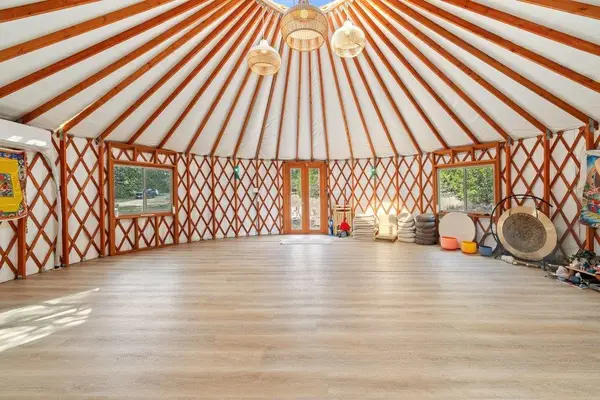 321 Lea Ln, Wimberley, TX 78676