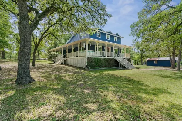 218 Leisure Ln, Cedar Creek, TX 78612
