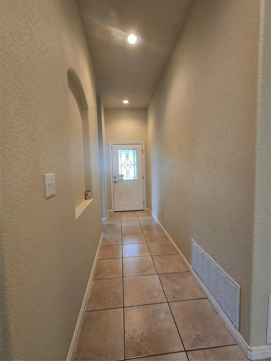 141 Kokomo Ln, Bastrop, TX 78602 - #3