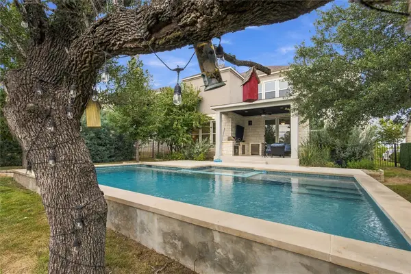 308 Gulfton St, Lakeway, TX 78738
