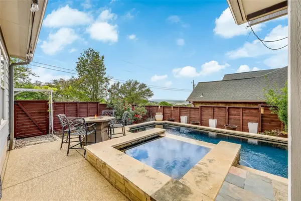 4200 Vista Corta Dr, Lago Vista, TX 78645