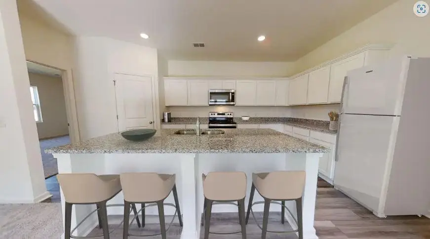 113 Bridgeview Dr, Hutto, TX 78634 - Image #3