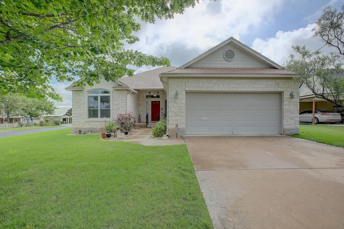 201 S Pine St, Georgetown, TX 78626 - #1