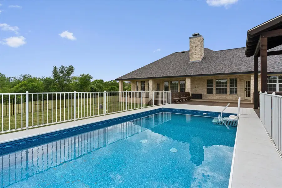 144 D B Wood Rd, Georgetown, TX 78628 - #2