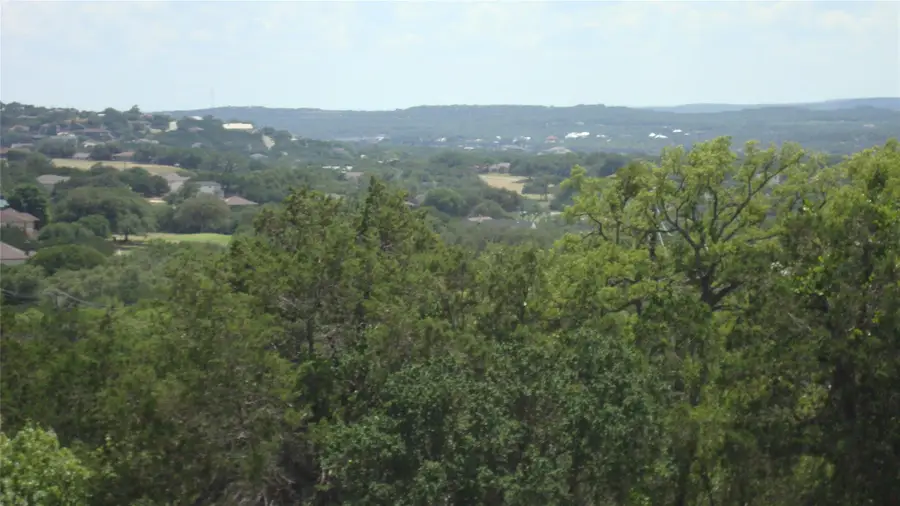 20805 Bonanza St, Lago Vista, TX 78645 - Image #2