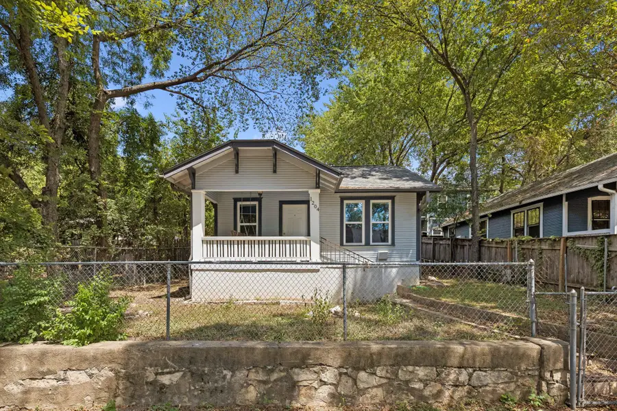 1204 Taylor St, Austin, TX 78702 - #2