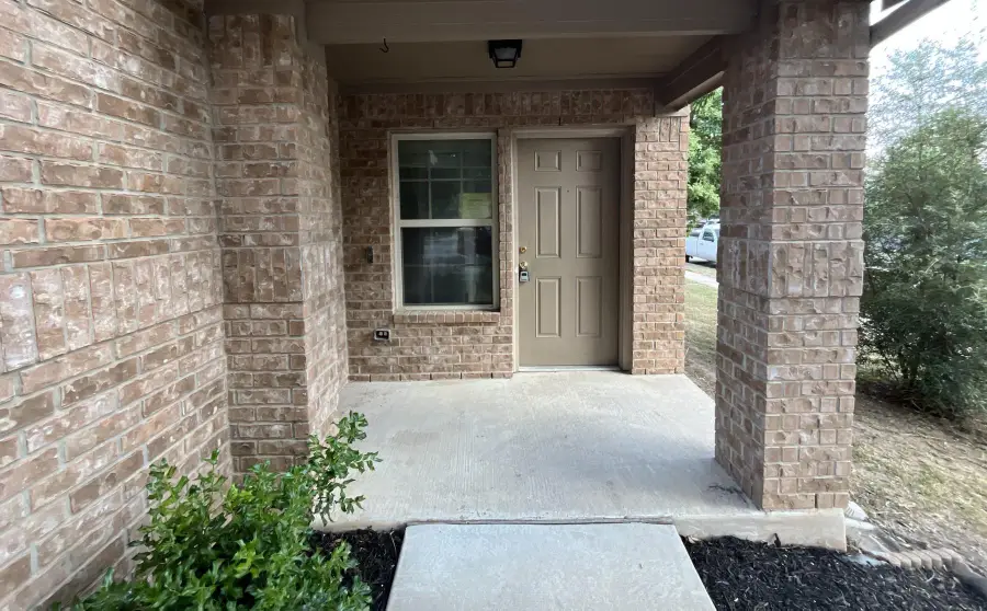6901 Crestone Rd, Austin, TX 78744 - #3