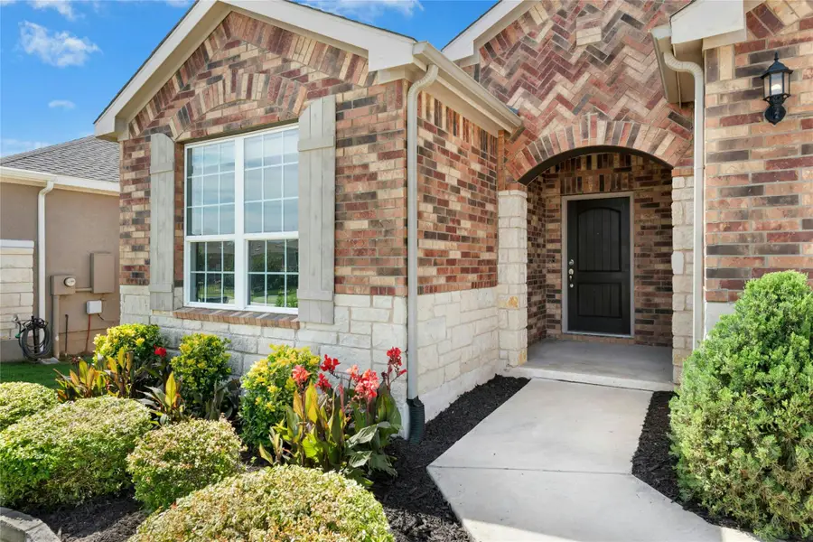 300 Hanging Star Ln, Georgetown, TX 78633 - #3