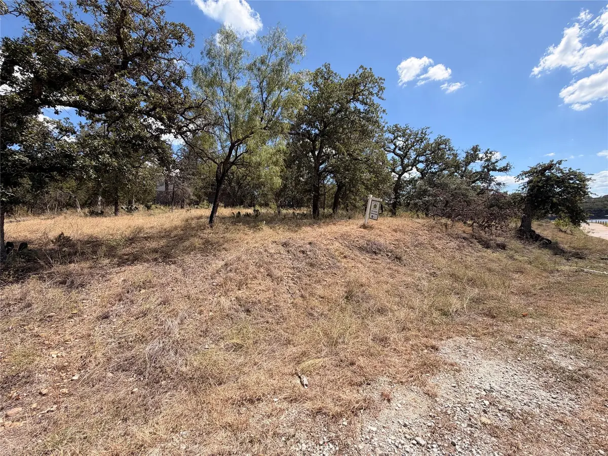 1401 Emerald Rd, Lago Vista, TX 78645 - #1