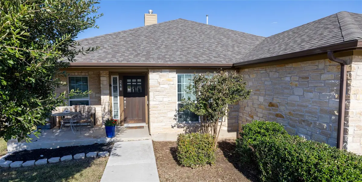 827 Savannah Cv, Elgin, TX 78621 - Image #1