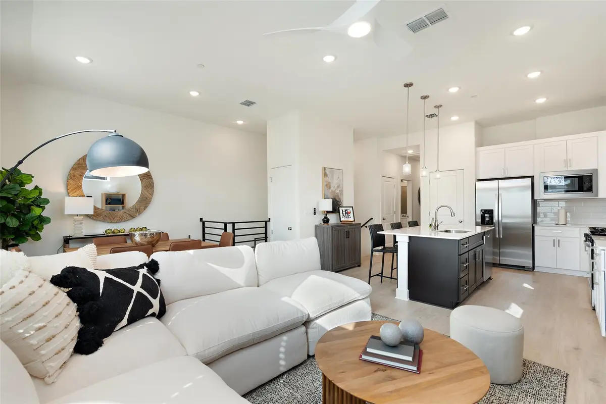 200 W 56th St #7104, Austin, TX 78751 - #1