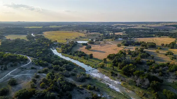 6415 County Road 3420, Lampasas, TX 76550