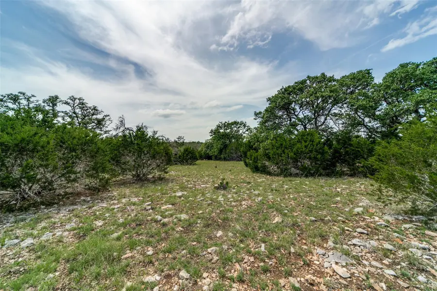 645 Arthur Ave Ave, Fredericksburg, TX 78624 - Image #2