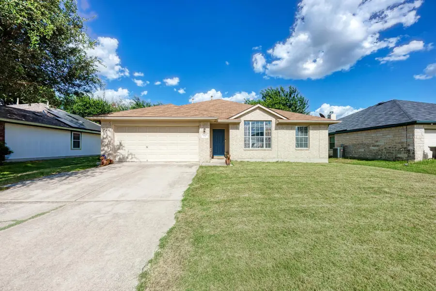 104 Edison Dr, Hutto, TX 78634 - #2