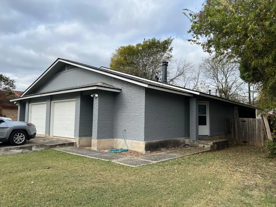 1311 Barbara Dr, San Marcos, TX 78666 - #3