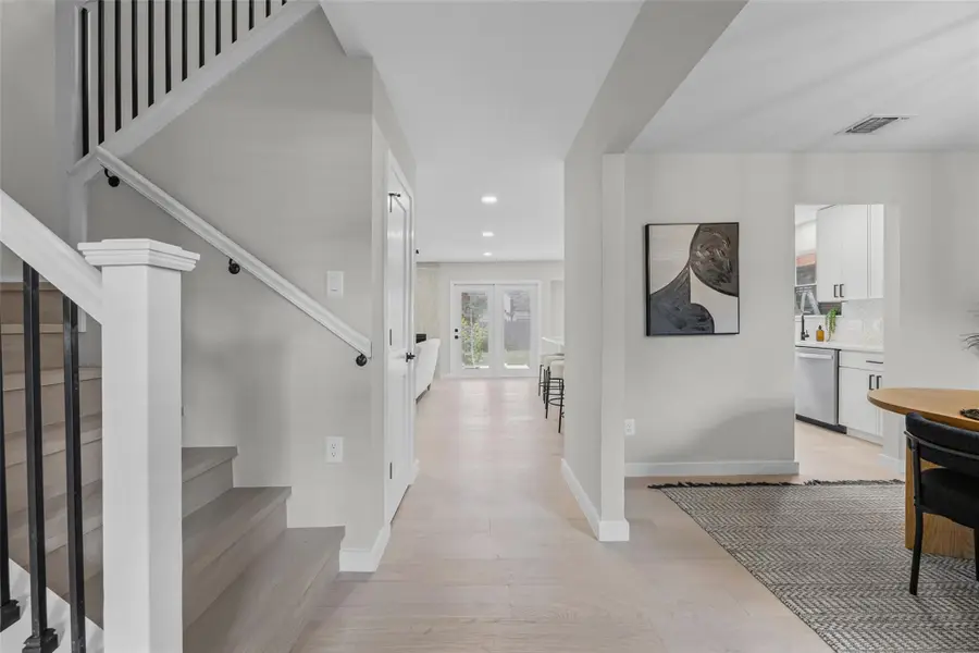 2817 Norfolk Dr, Austin, TX 78745 - #2