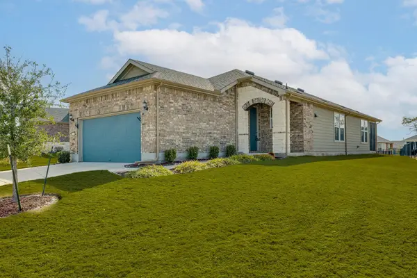 911 Saratoga Ln, Georgetown, TX 78633