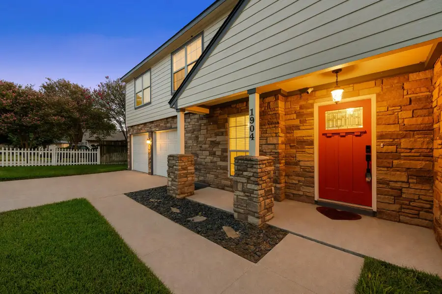 1904 Oakridge Dr, Round Rock, TX 78681 - #3