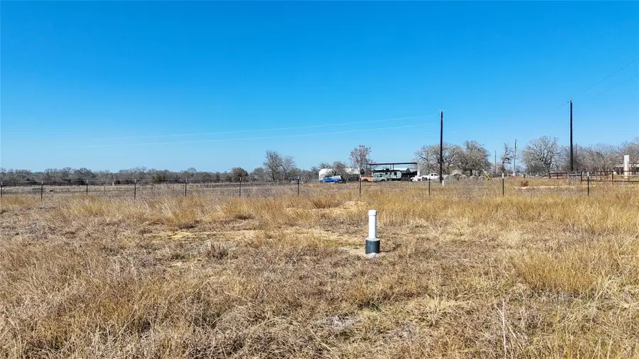 8200 Old Colony Line Rd, Dale, TX 78616 - #2